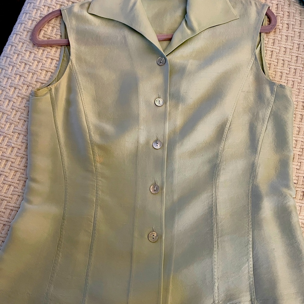 Tahari Silk 8, pale mint green, gorgeous with dressy pants and skirts.